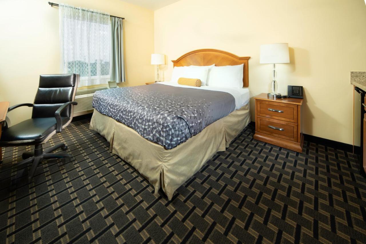 Mt. Rose Hotel เฟย์เอตต์วิลล์ ภายนอก รูปภาพ